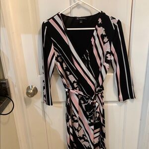 INC International Concepts Black and Pink Long Sleeve Dress